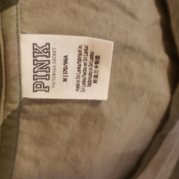 EUC Victorias Secret Pink tshirt - Picture 3 of 4